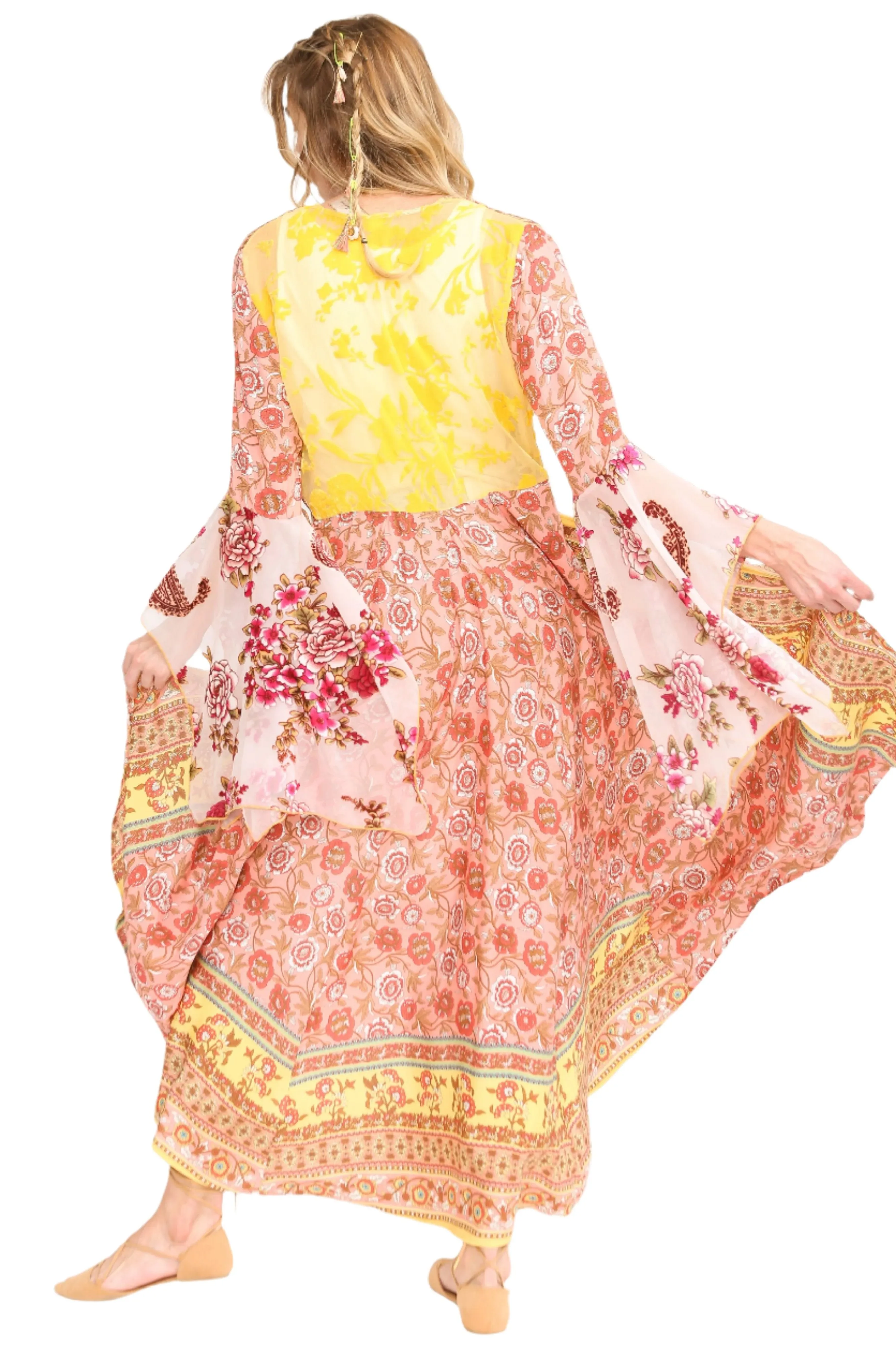 Aratta Silent Journey Roses Kimono