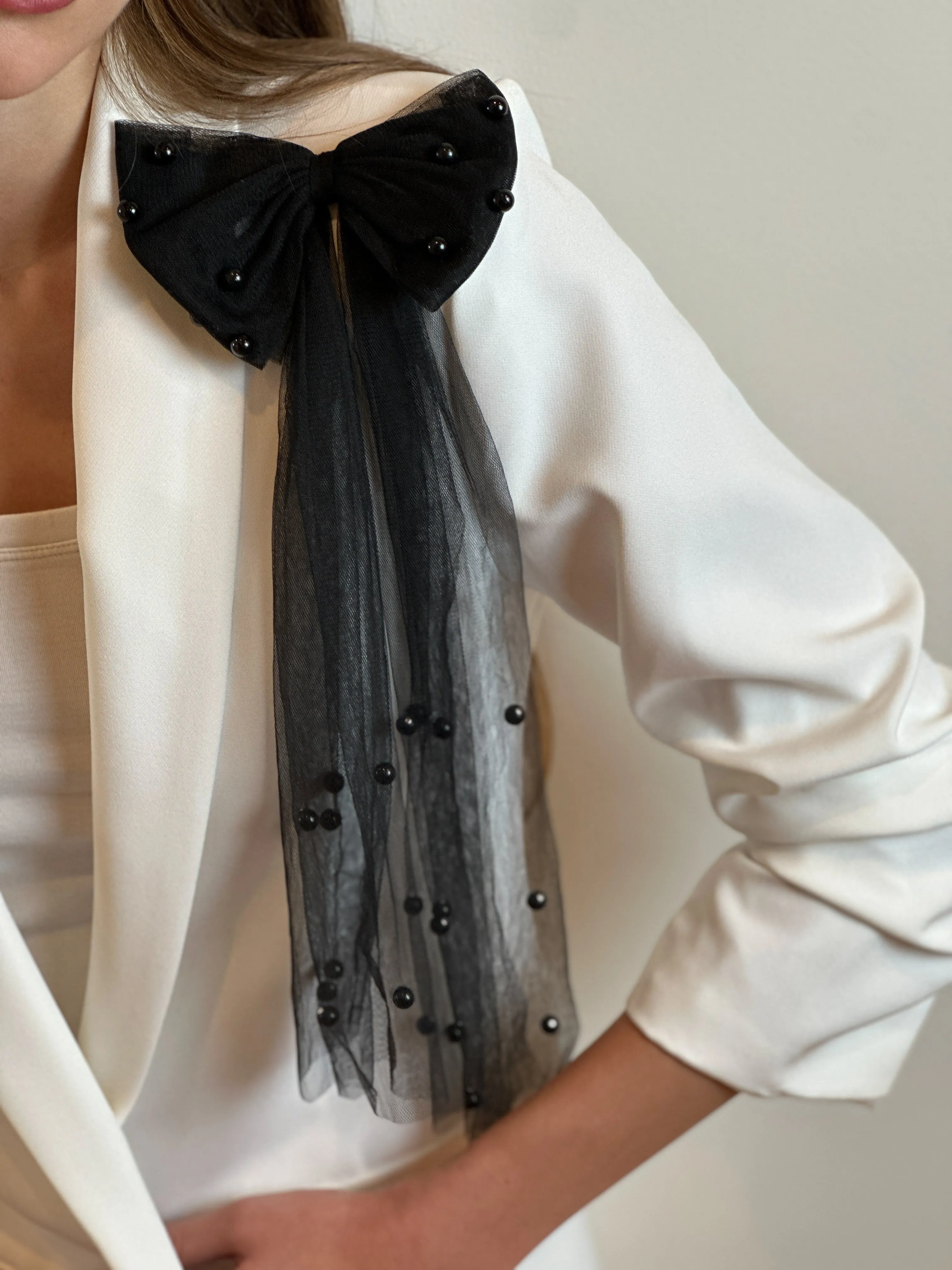 Blazer, Ruched White, Black Long Bow