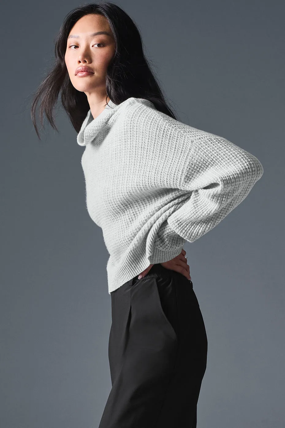 Cashmere Plush Waffle Turtleneck Pullover - Athletic Heather Grey