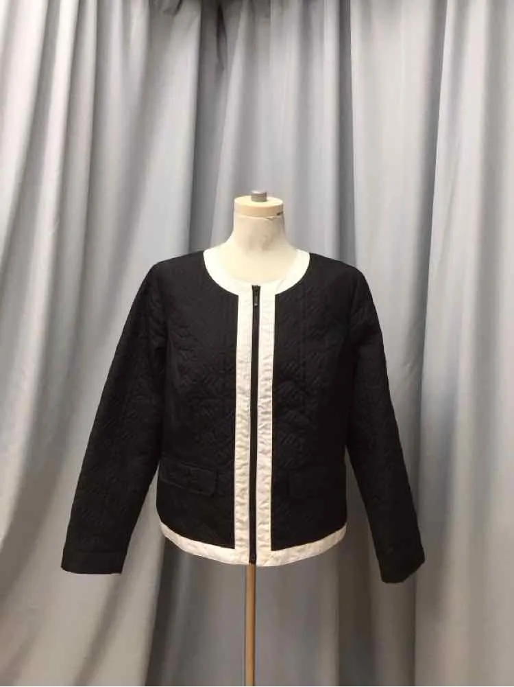 CHICOS SIZE LARGE Ladies BLAZER