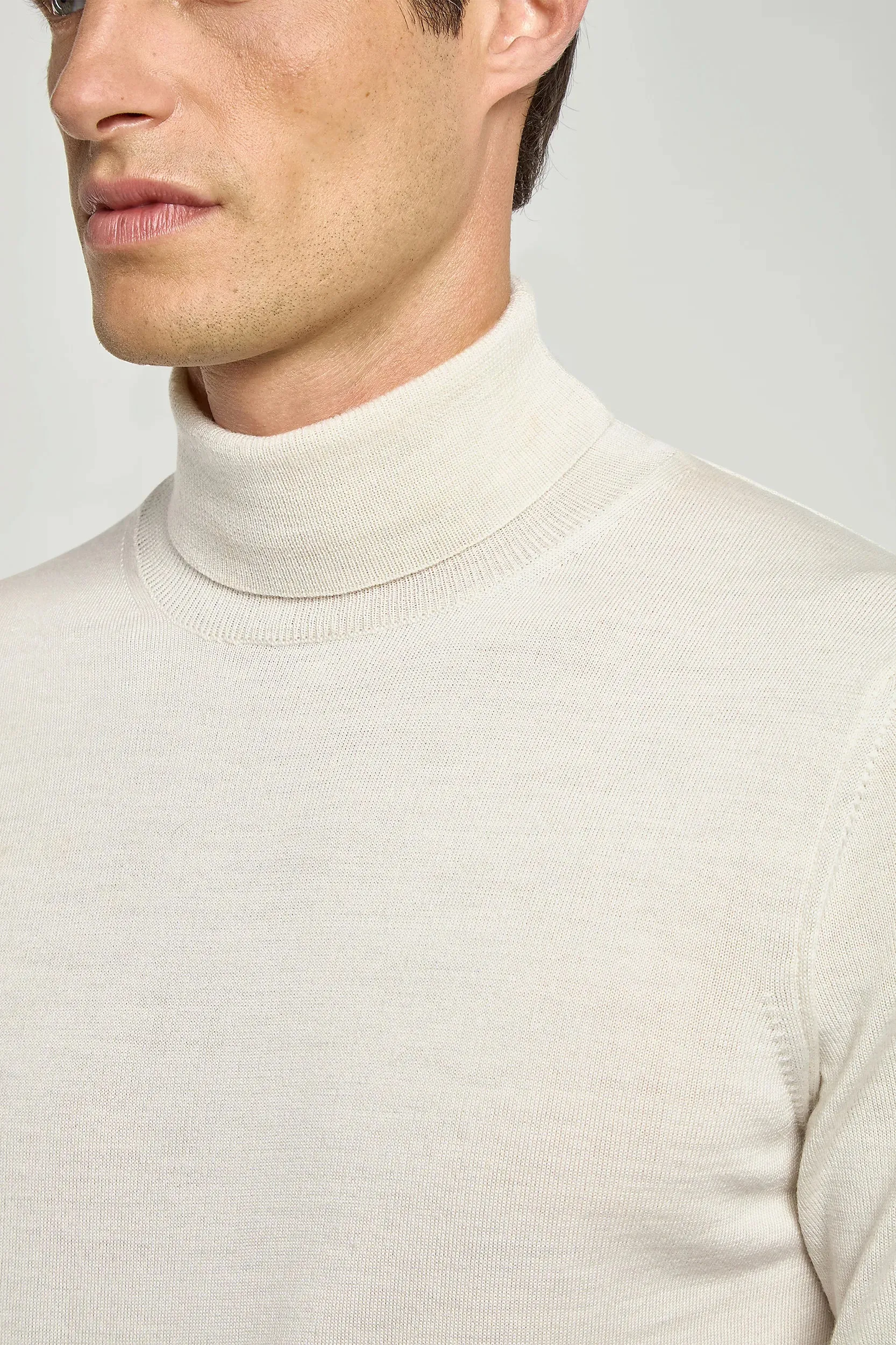 Cream Merino Turtleneck – Made in Italy