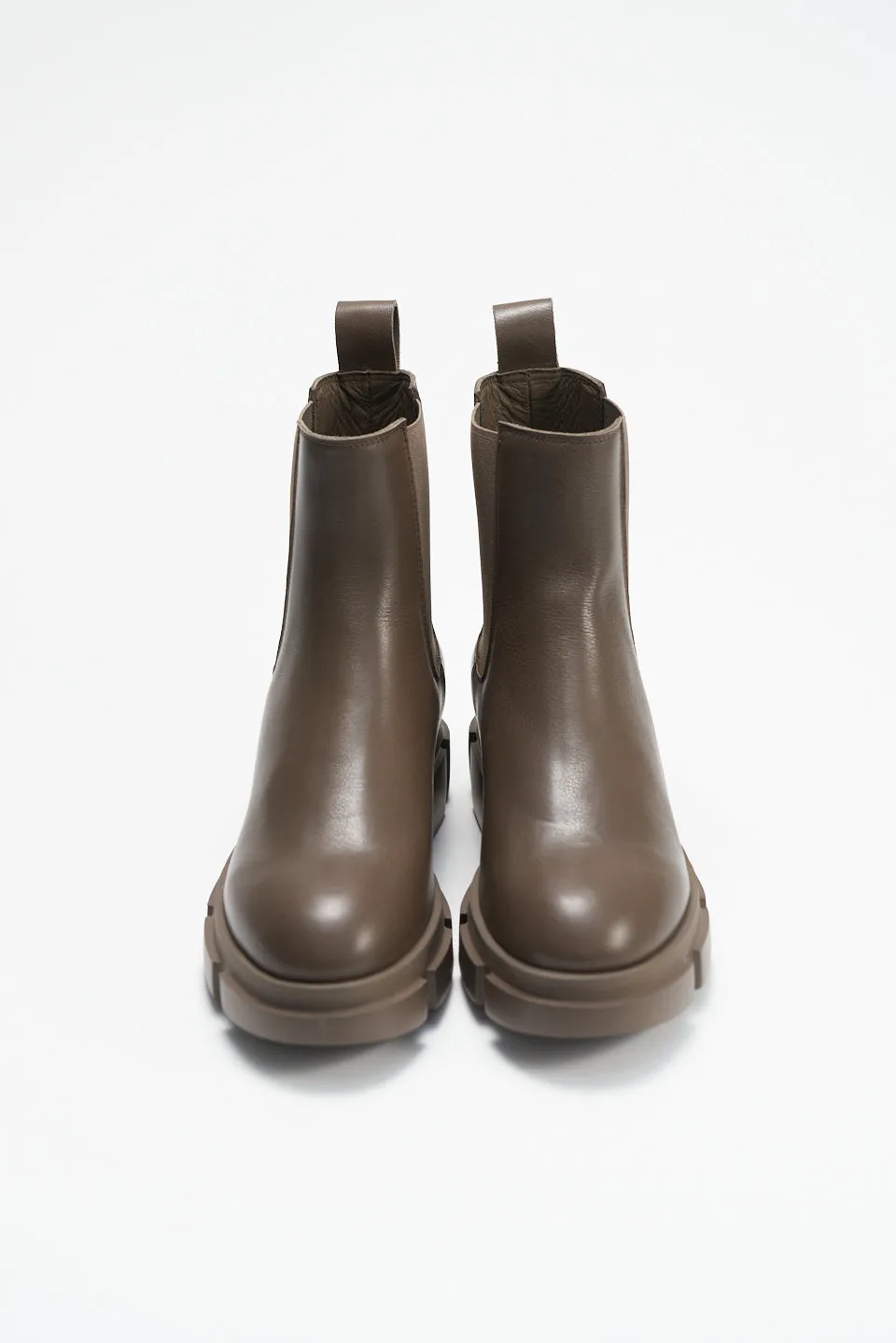 Vitello Khaki Low Chelsea Boots