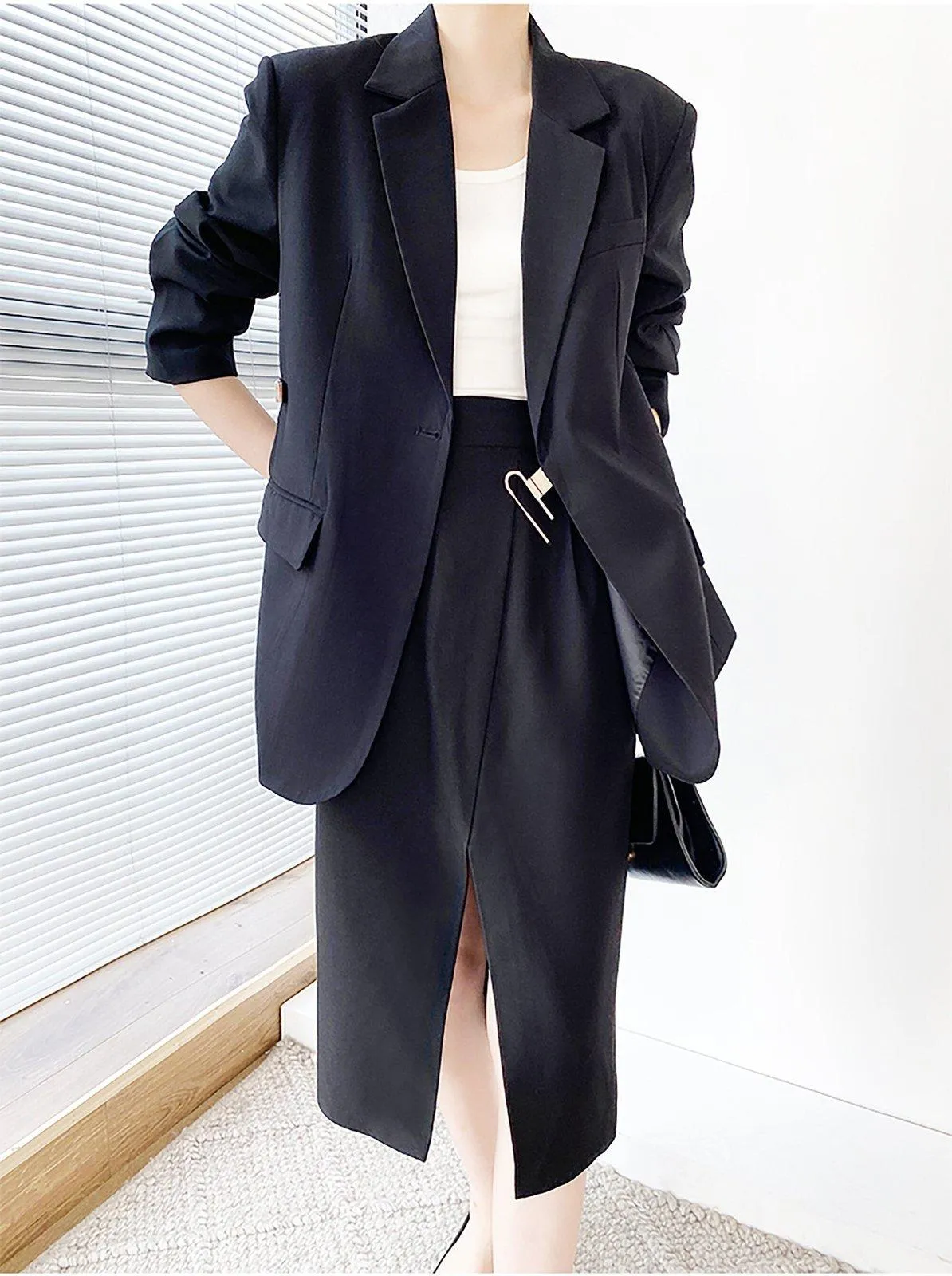 Women's Black large metal lock blazer oversize casual suit Coat,Loose one button Blazer Coat,Oversize Blazer,Black Suit Lady outerwear