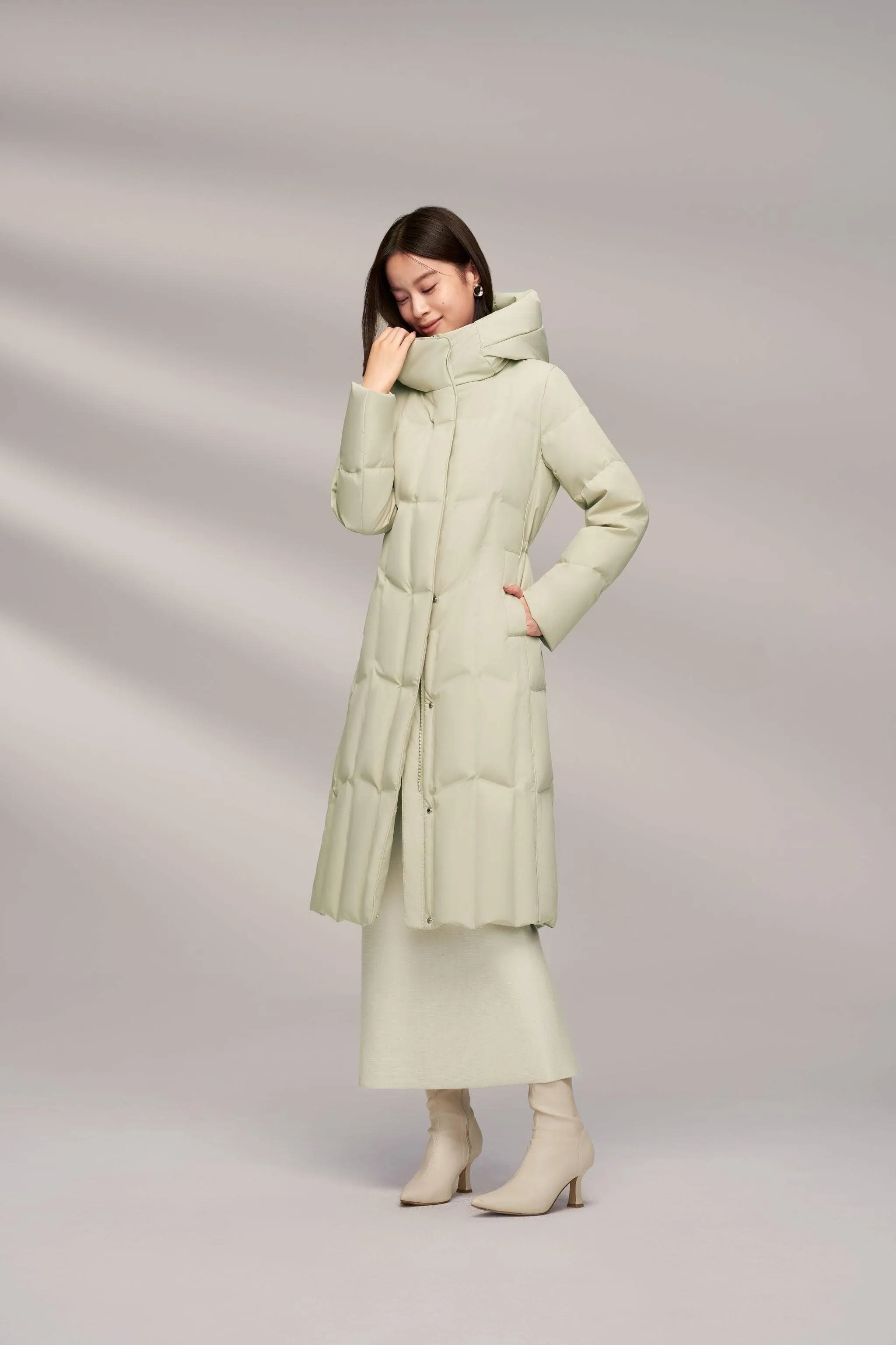 Women’s Long Goose Down Coat With Elasticated Waist